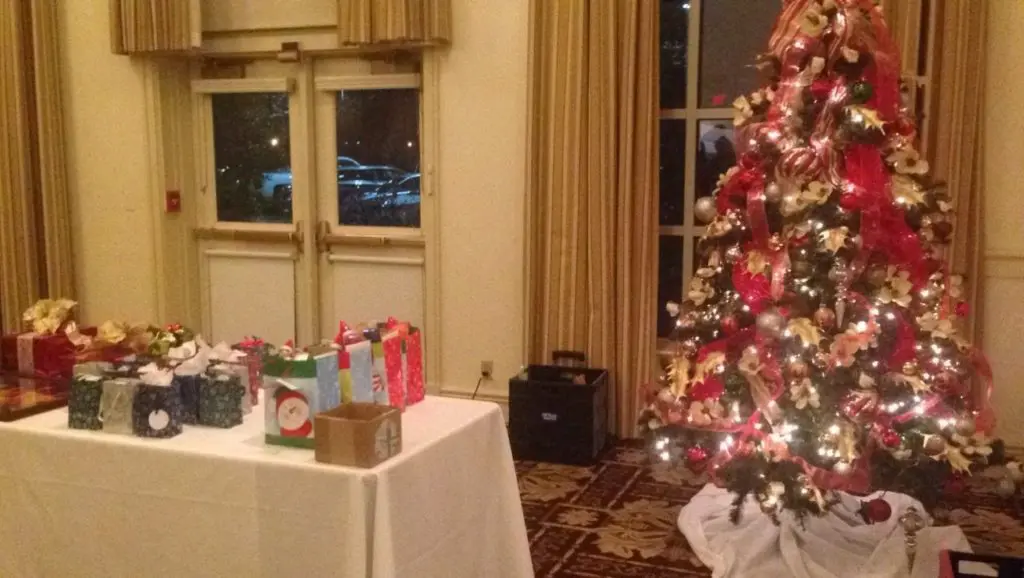 christmas tree and presents